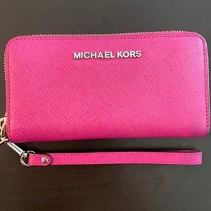 Dark pink Michael Kors wallet in fantastic condition!